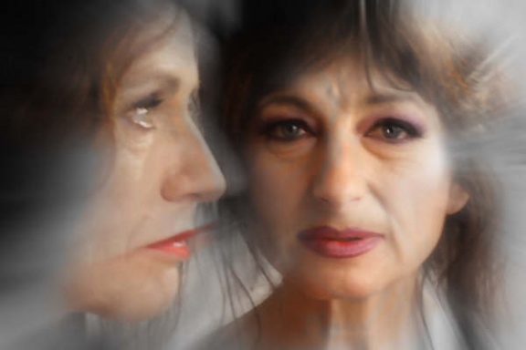 Vesna Furlanič Valentinčič's play Mama/Mother [Mama/La Madre], directed by Nick Upper and co-produced by Kud Zrakogled and Glej Theatre. 2008
