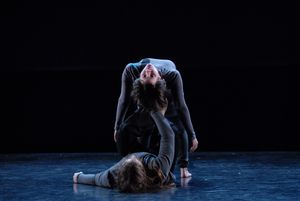 <i>Sosledje</i> choreography, <!--LINK'" 0:56-->