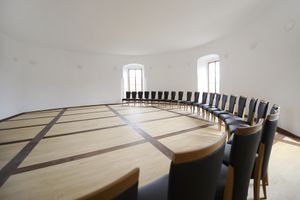 The round hall at the <!--LINK'" 0:23-->, 2012.