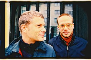 <!--LINK'" 0:47--> group portrait, 2007