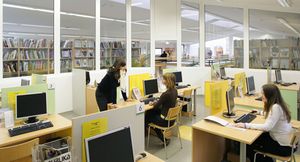 <!--LINK'" 0:150-->, computer room, 2009