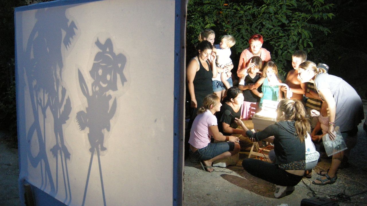 File:DZMP Krsko Puppetry performance.JPG